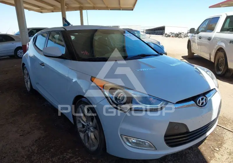 2015 Hyundai Veloster photo