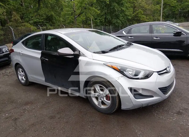 2015 Hyundai Elantra фото