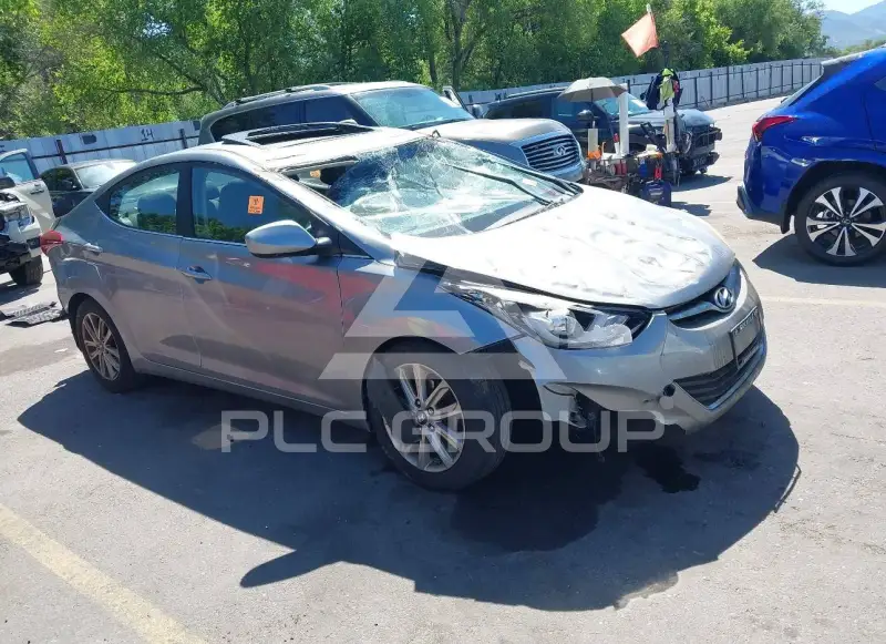 2015 Hyundai Elantra photo