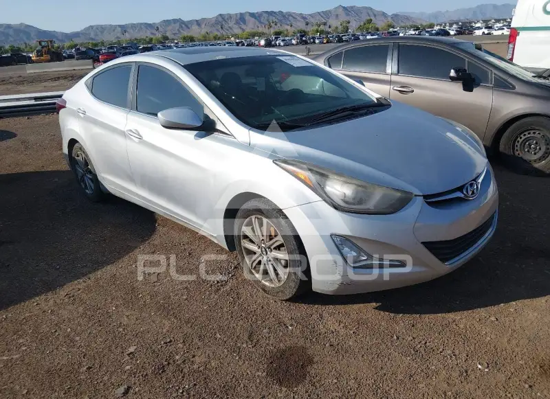 2015 Hyundai Elantra photo