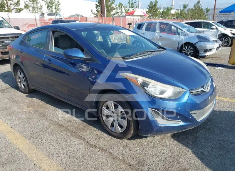 2015 Hyundai Elantra photo