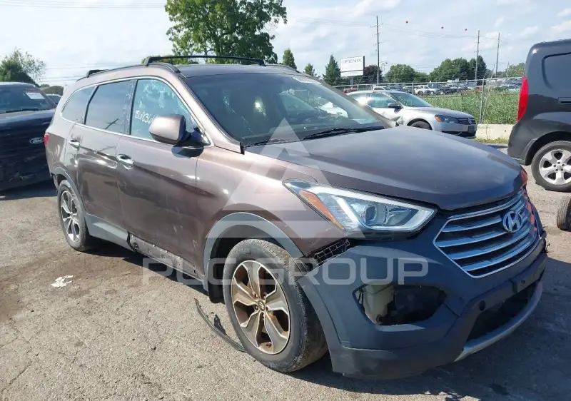 2015 Hyundai Santa Fe photo