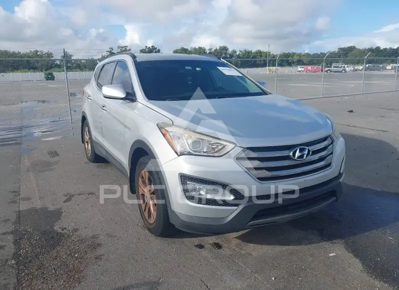 2015 Hyundai Santa Fe photo