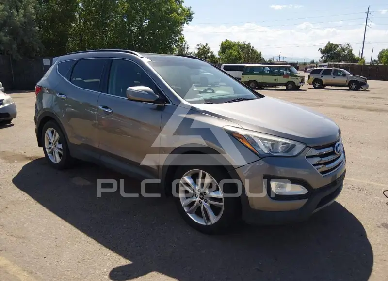 2015 Hyundai Santa Fe photo