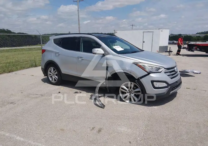 2015 Hyundai Santa Fe photo