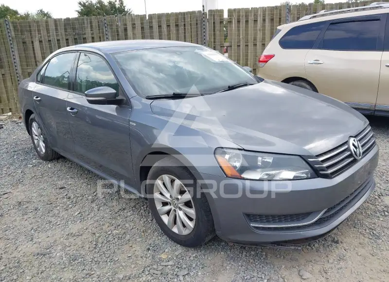 2015 Volkswagen Passat photo