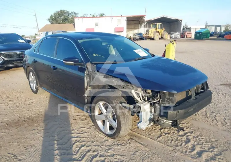 2015 Volkswagen Passat photo