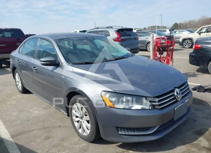 2015 Volkswagen Passat photo