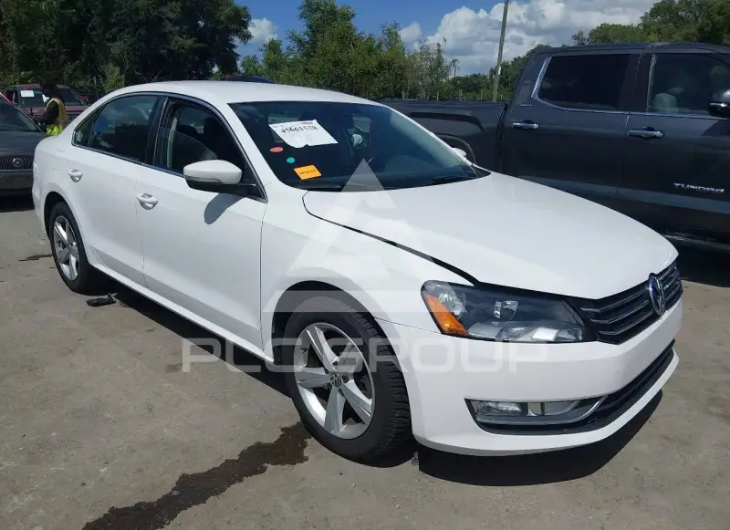 2015 Volkswagen Passat фото