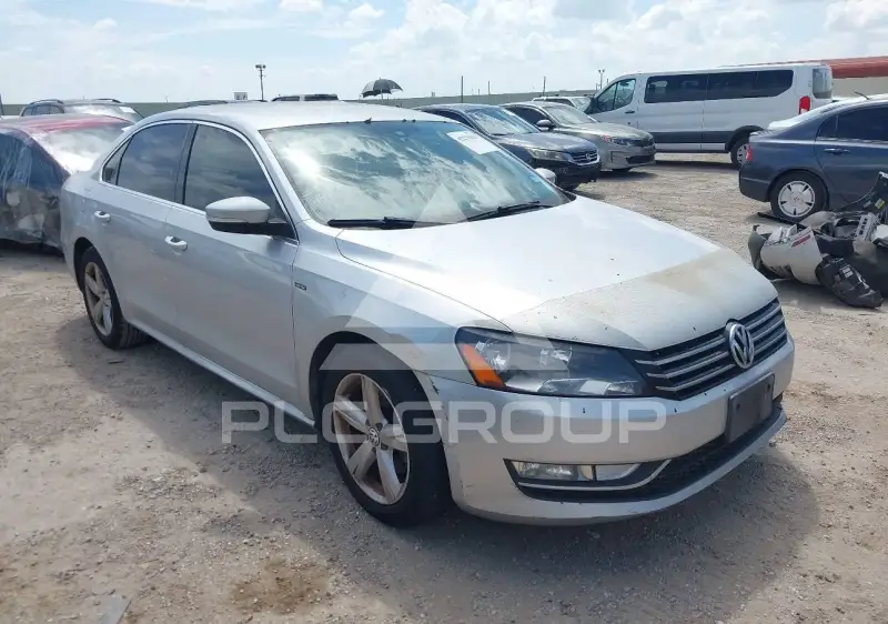 2015 Volkswagen Passat photo
