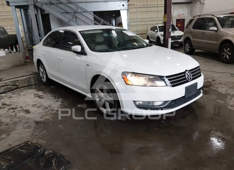 2015 Volkswagen Passat фото