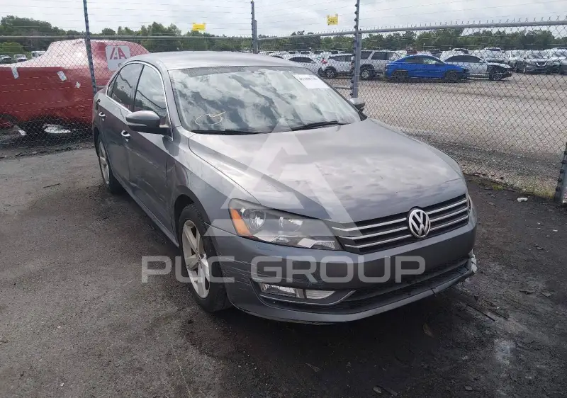 2015 Volkswagen Passat photo
