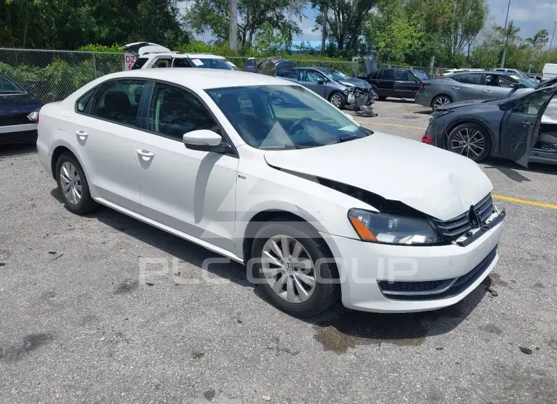 2015 Volkswagen Passat photo