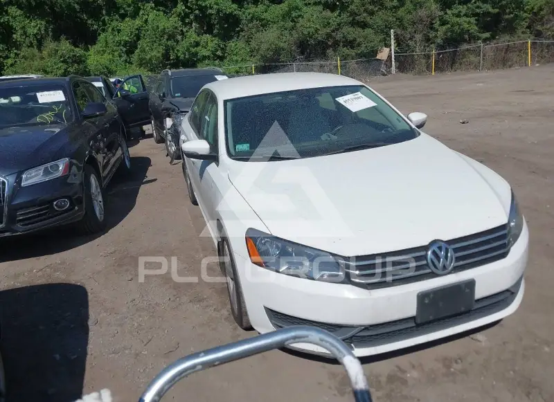 2015 Volkswagen Passat photo