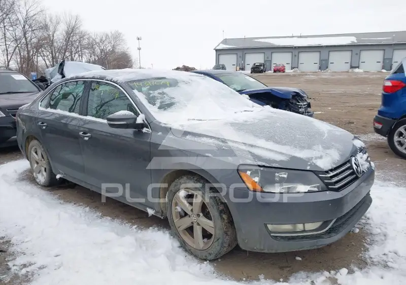 2015 Volkswagen Passat photo