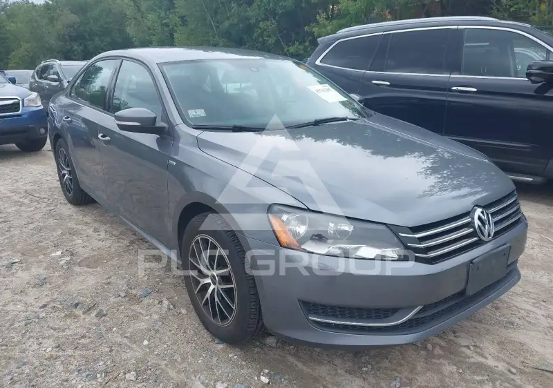 2015 Volkswagen Passat photo