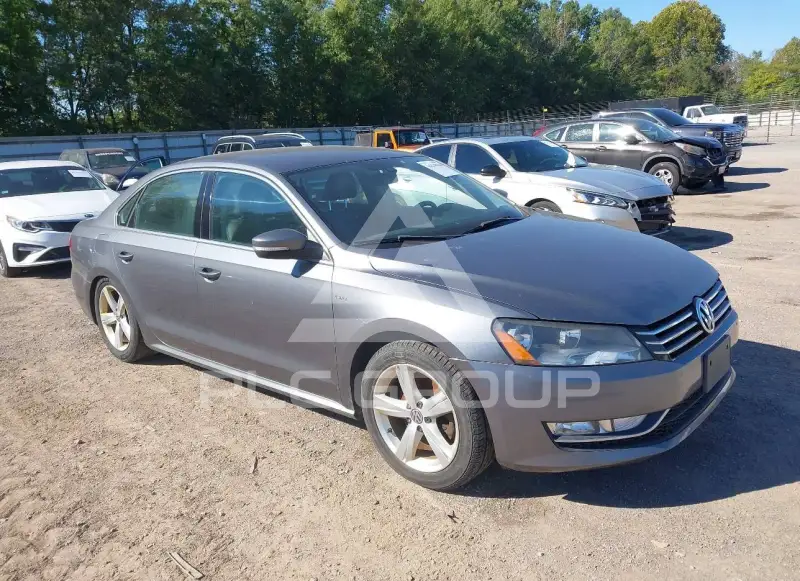 2015 Volkswagen Passat photo