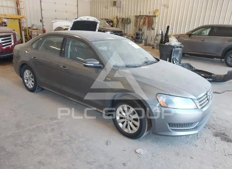 2015 Volkswagen Passat photo