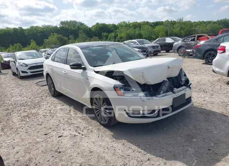 2015 Volkswagen Passat photo