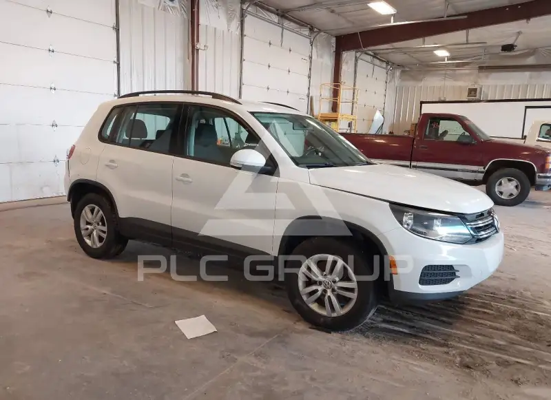 2015 Volkswagen Tiguan фото