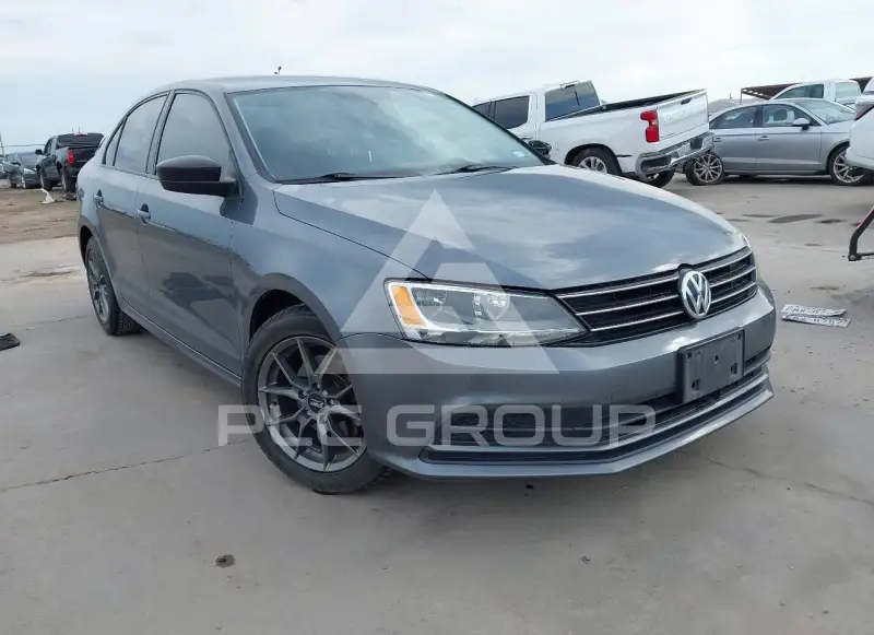 2015 Volkswagen Jetta photo