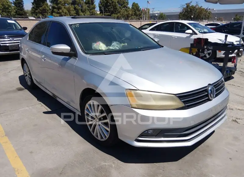 2015 Volkswagen Jetta photo