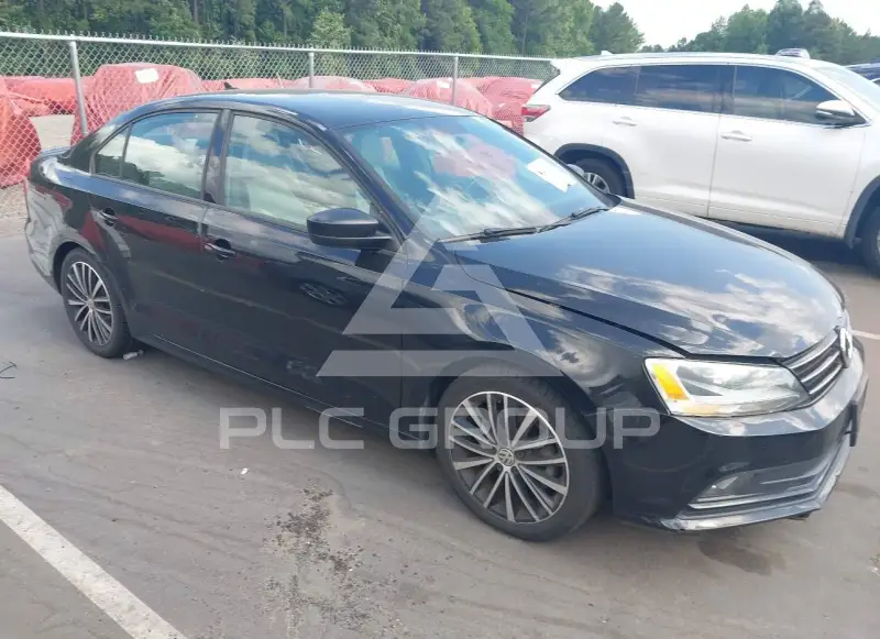 2015 Volkswagen Jetta photo