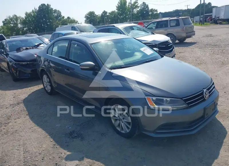 2015 Volkswagen Jetta photo