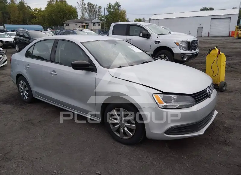 2015 Volkswagen Jetta photo