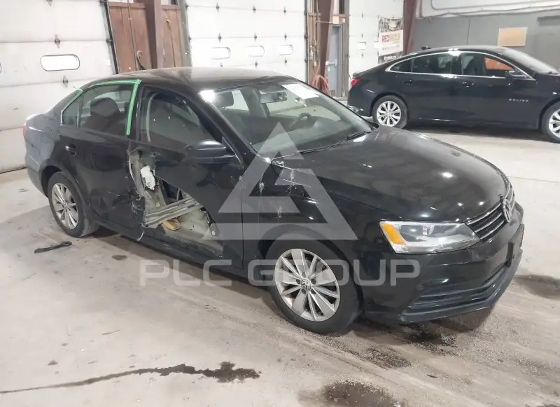 2015 Volkswagen Jetta photo