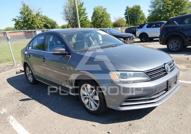 2015 Volkswagen Jetta photo