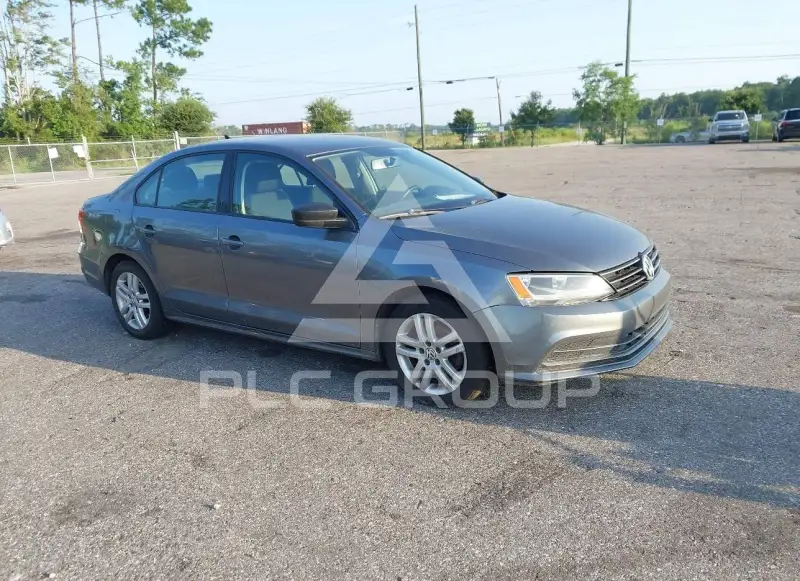 2015 Volkswagen Jetta photo