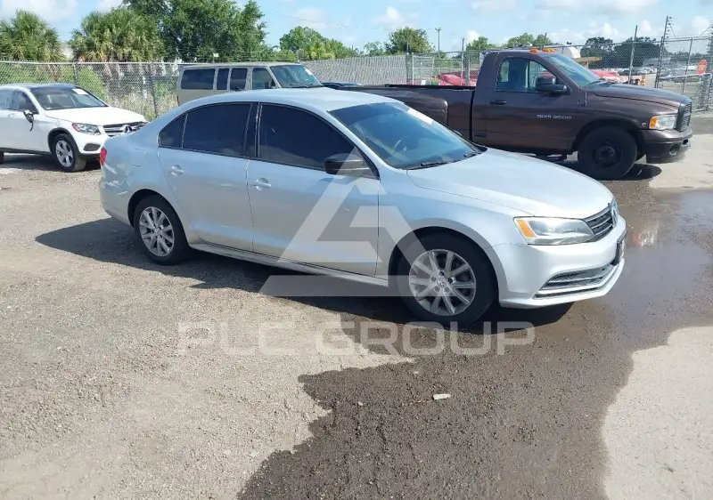 2015 Volkswagen Jetta photo