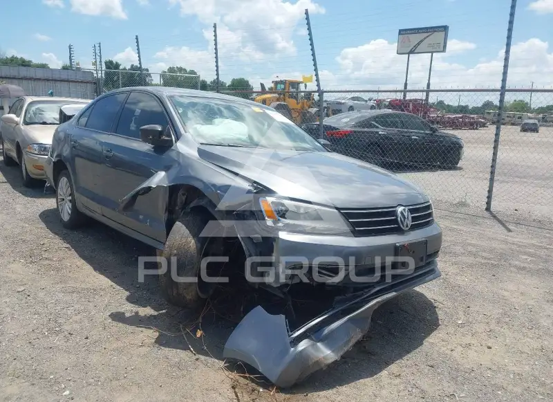 2015 Volkswagen Jetta photo