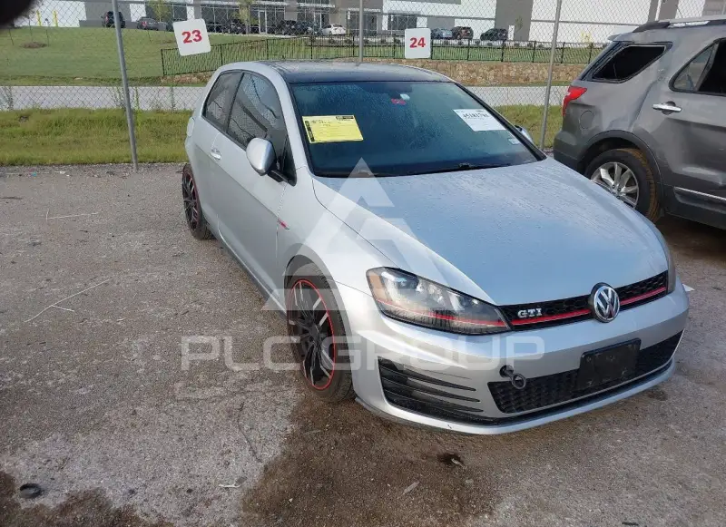 2015 Volkswagen GOLF photo