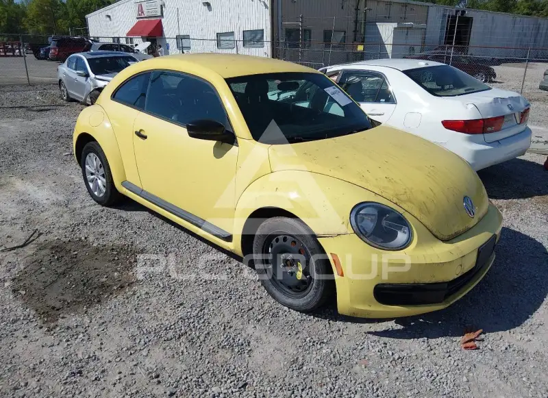 2015 Volkswagen BEETLE фото