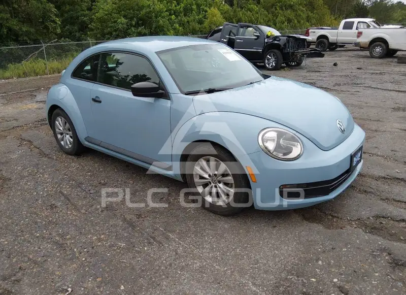 2015 Volkswagen BEETLE photo