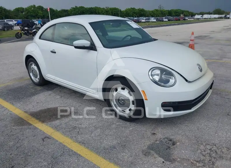 2015 Volkswagen BEETLE photo