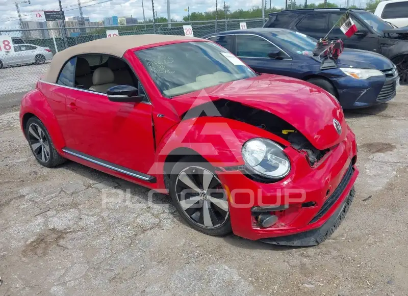 2015 Volkswagen BEETLE фото