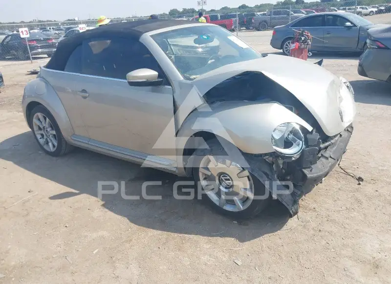 2015 Volkswagen BEETLE фото