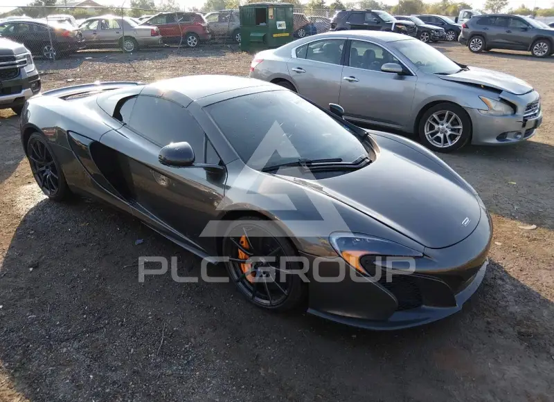 2015 McLaren 650S фото