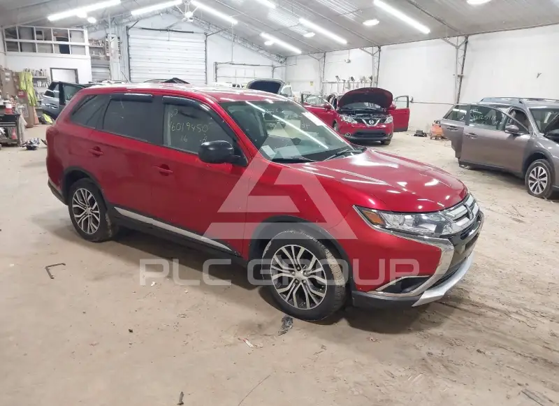 2016 Mitsubishi OUTLANDER фото