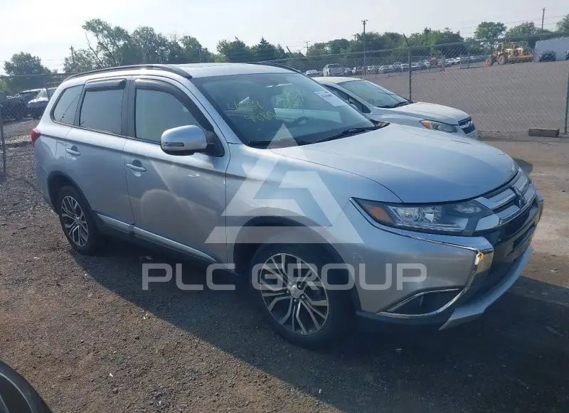 2016 Mitsubishi OUTLANDER фото