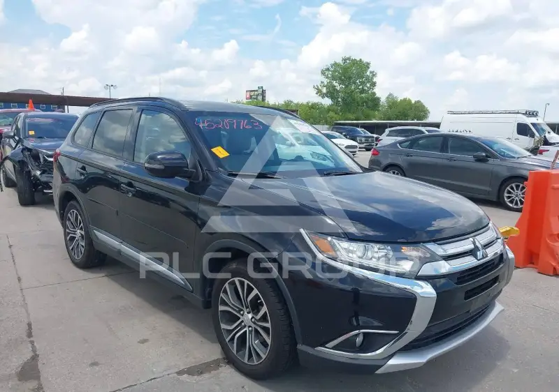 2016 Mitsubishi OUTLANDER photo