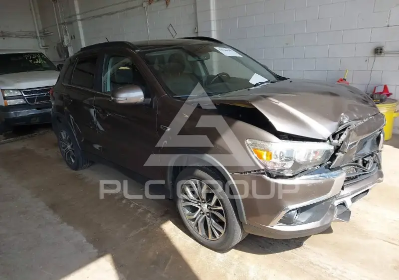 2016 Mitsubishi OUTLANDER photo