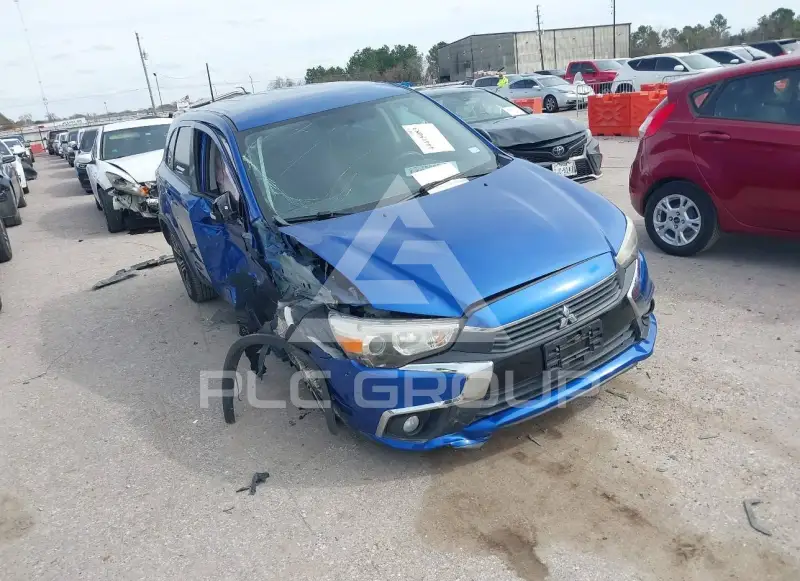 2016 Mitsubishi OUTLANDER фото