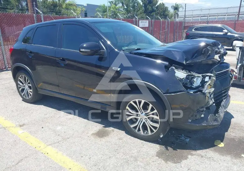 2016 Mitsubishi OUTLANDER фото