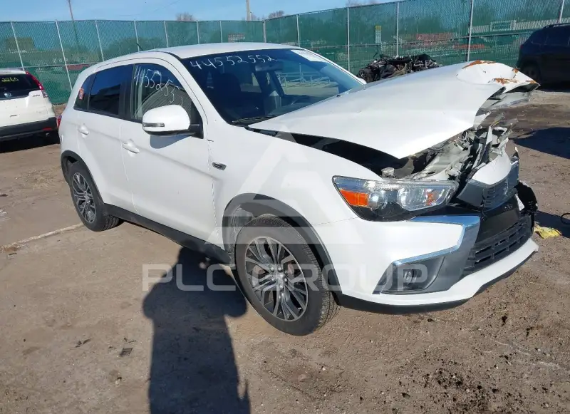 2016 Mitsubishi OUTLANDER photo