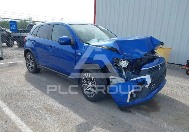 2016 Mitsubishi OUTLANDER фото