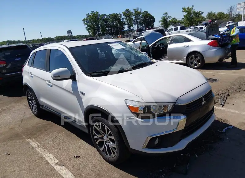 2016 Mitsubishi OUTLANDER фото